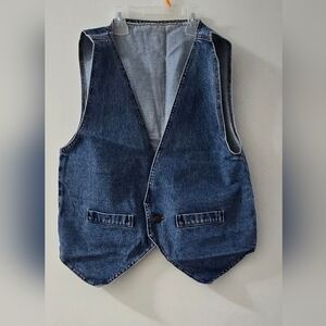 Jeans vest new blue denim color